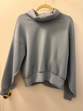 Lululemon Full Flourish Pullover Chambray 10